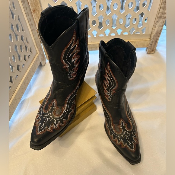 Ariat Black Embroidered Heeled Boots - Picture 2 of 12